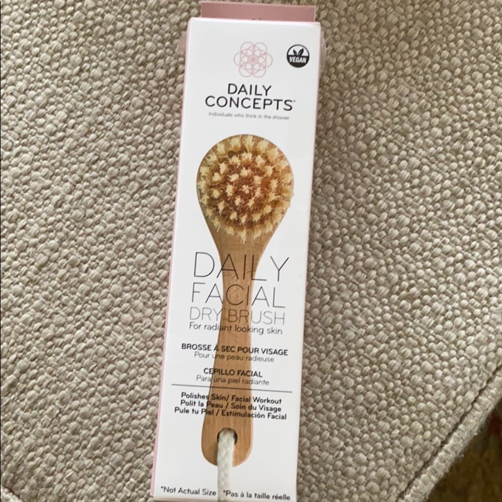 Donated. Daily Concepts Daily Facial Brush